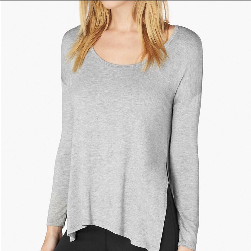 Beyond Yoga Gray Long Sleeve Top
